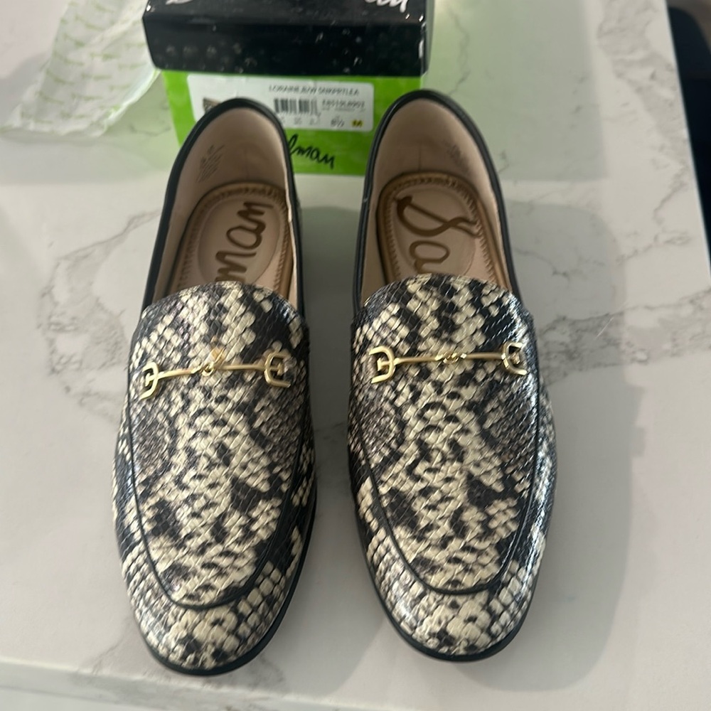 Sam Edelman Loraine loafer in snakeskin 8.5 NIB